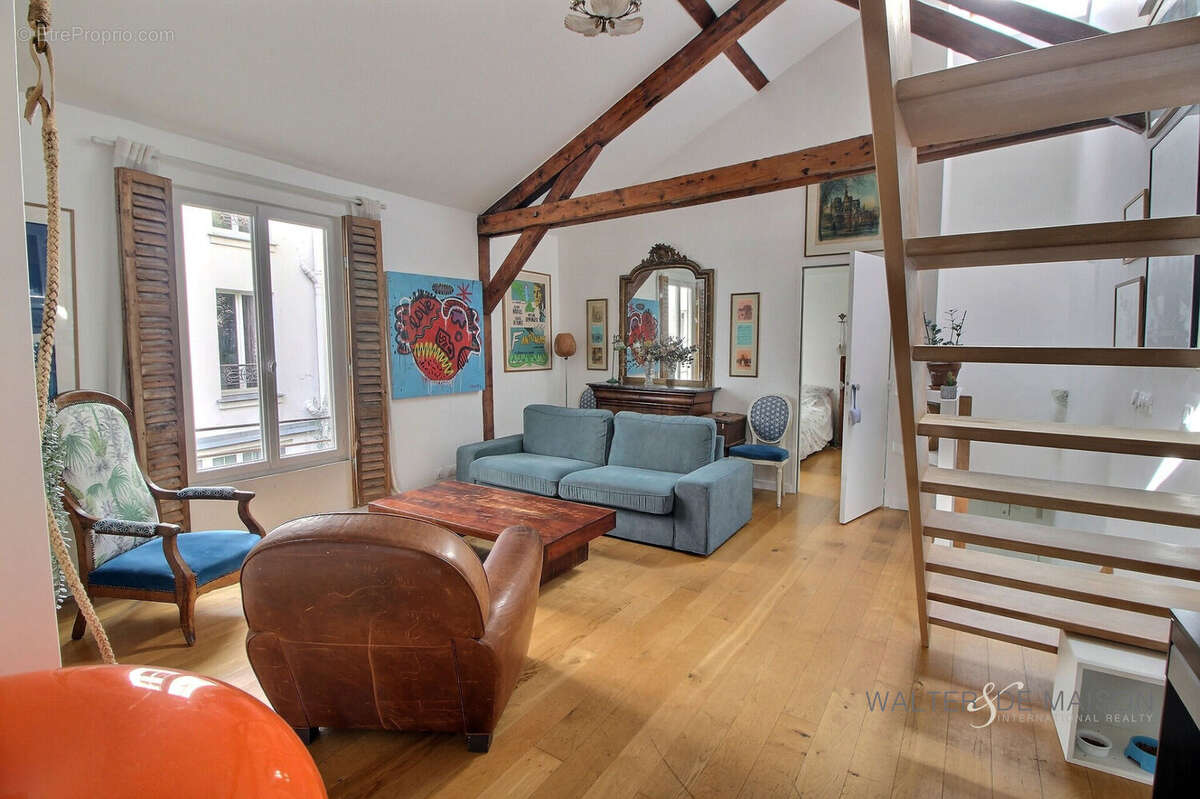 Appartement à PARIS-11E