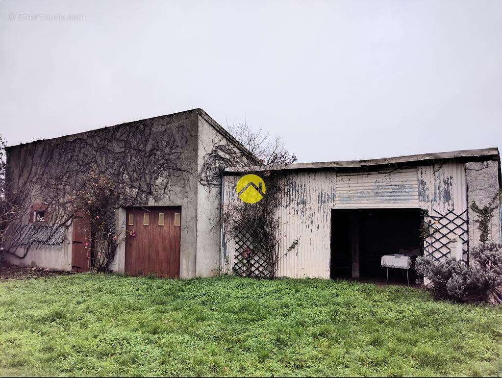 Maison à VALIGNY