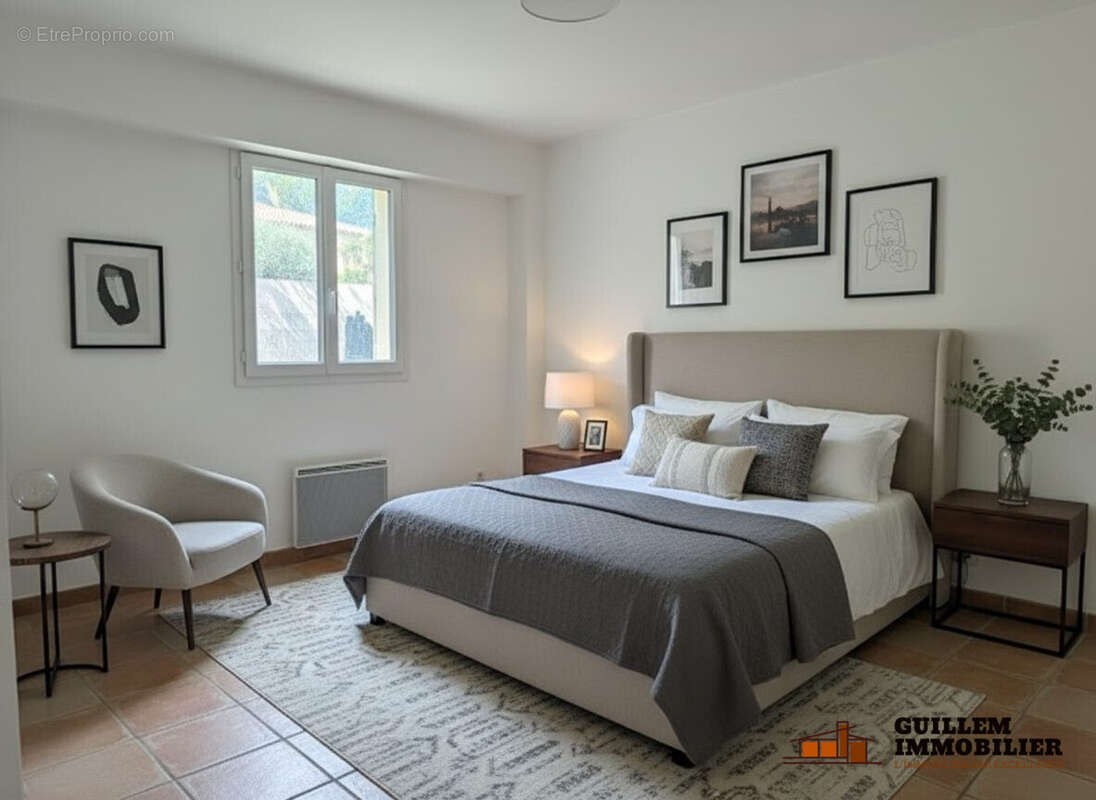 Chambre 2 étage - Maison à SAINT-CHAMAS