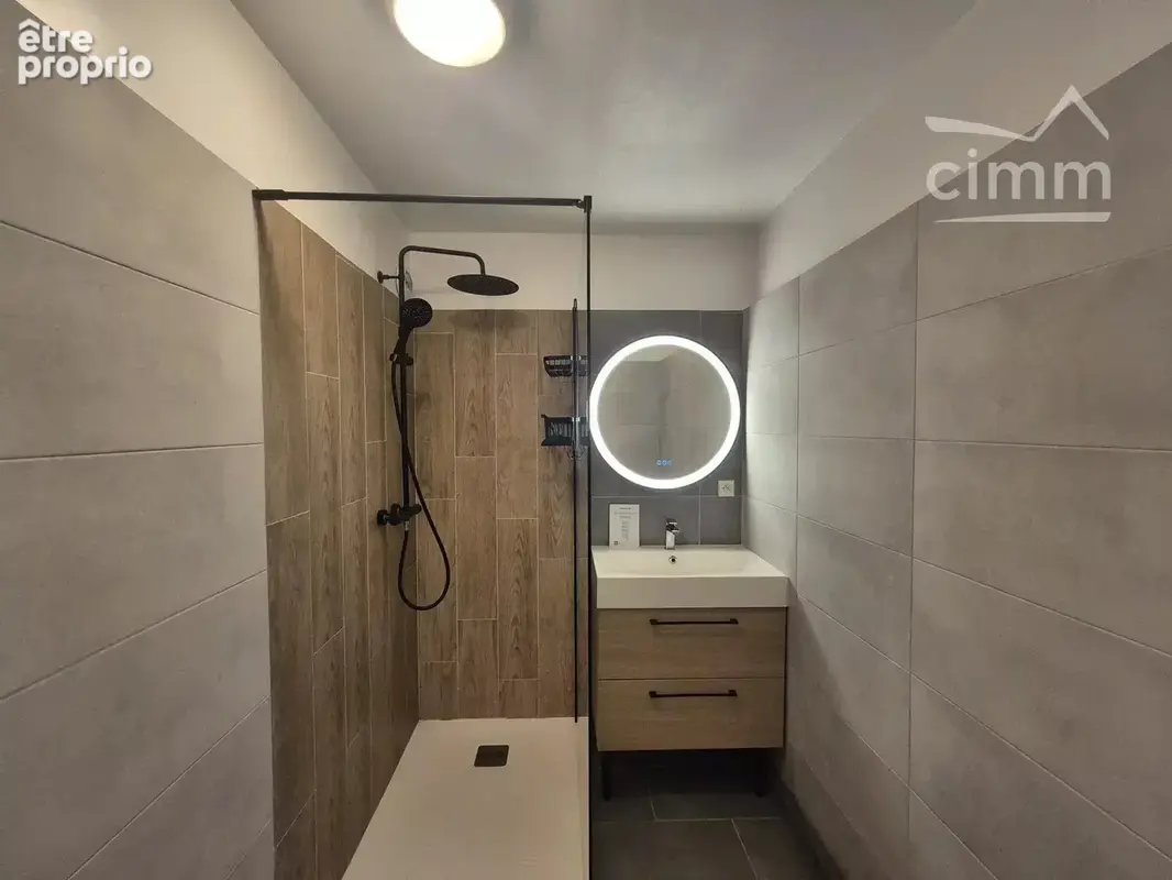 À VENDRE  Appartement 3 pièces de 65 m² dans le quartier Administratif de Blois. - photo 7
