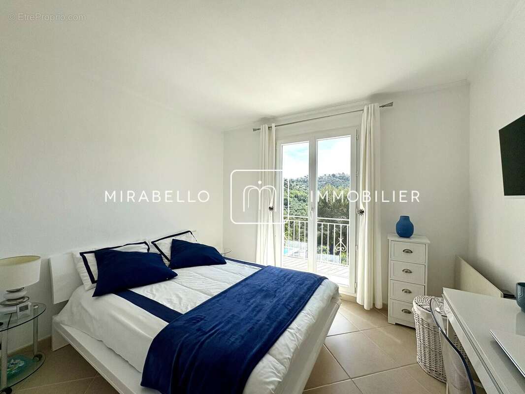 Maison 193 m² à Colomars  - photo 11