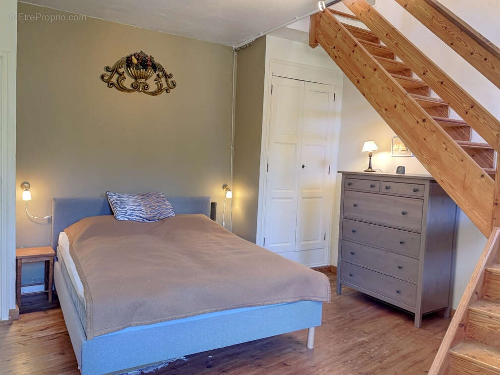 Maison à LA GARDE-FREINET