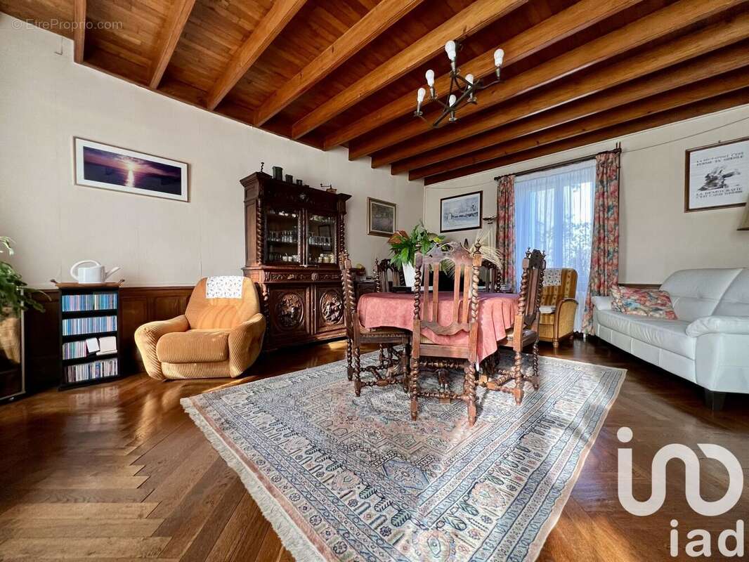 Photo 4 - Maison à SAINT-SAUVEUR-LENDELIN