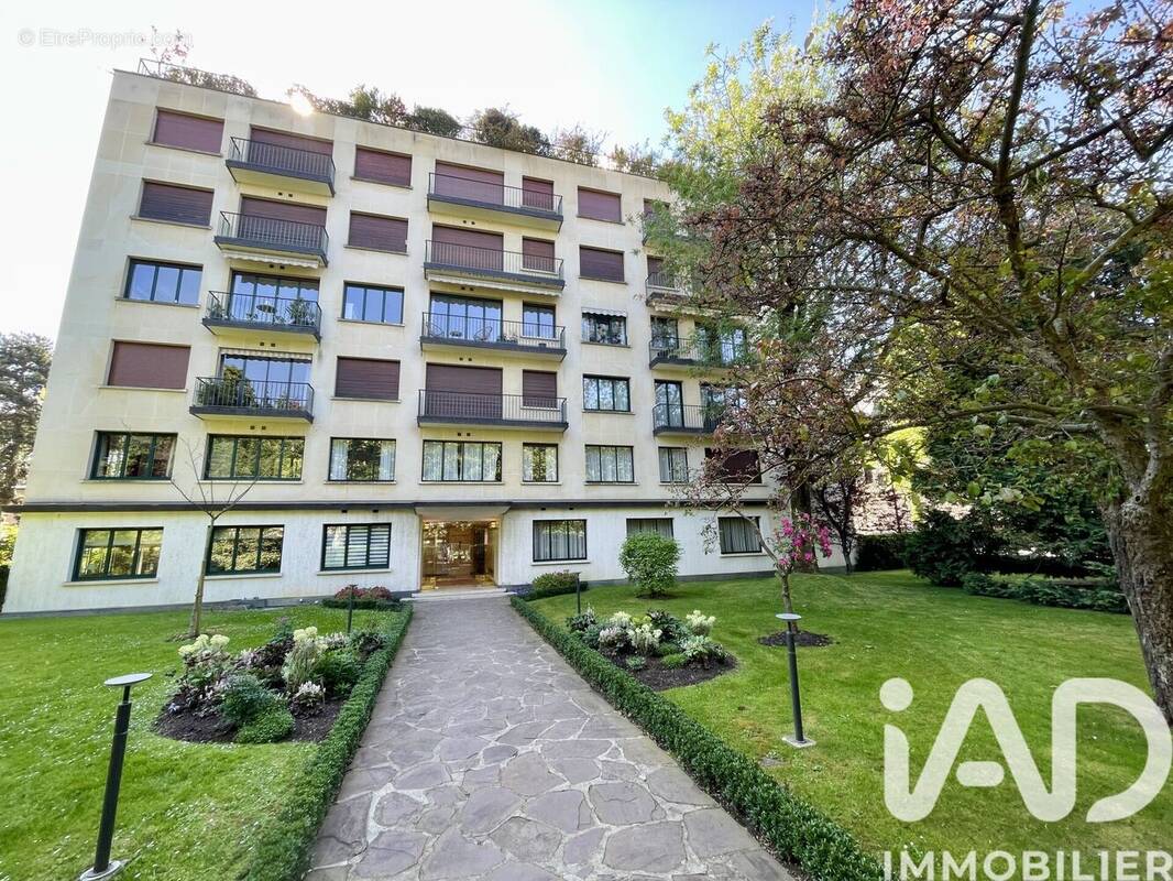 Photo 1 - Appartement à NEUILLY-SUR-SEINE