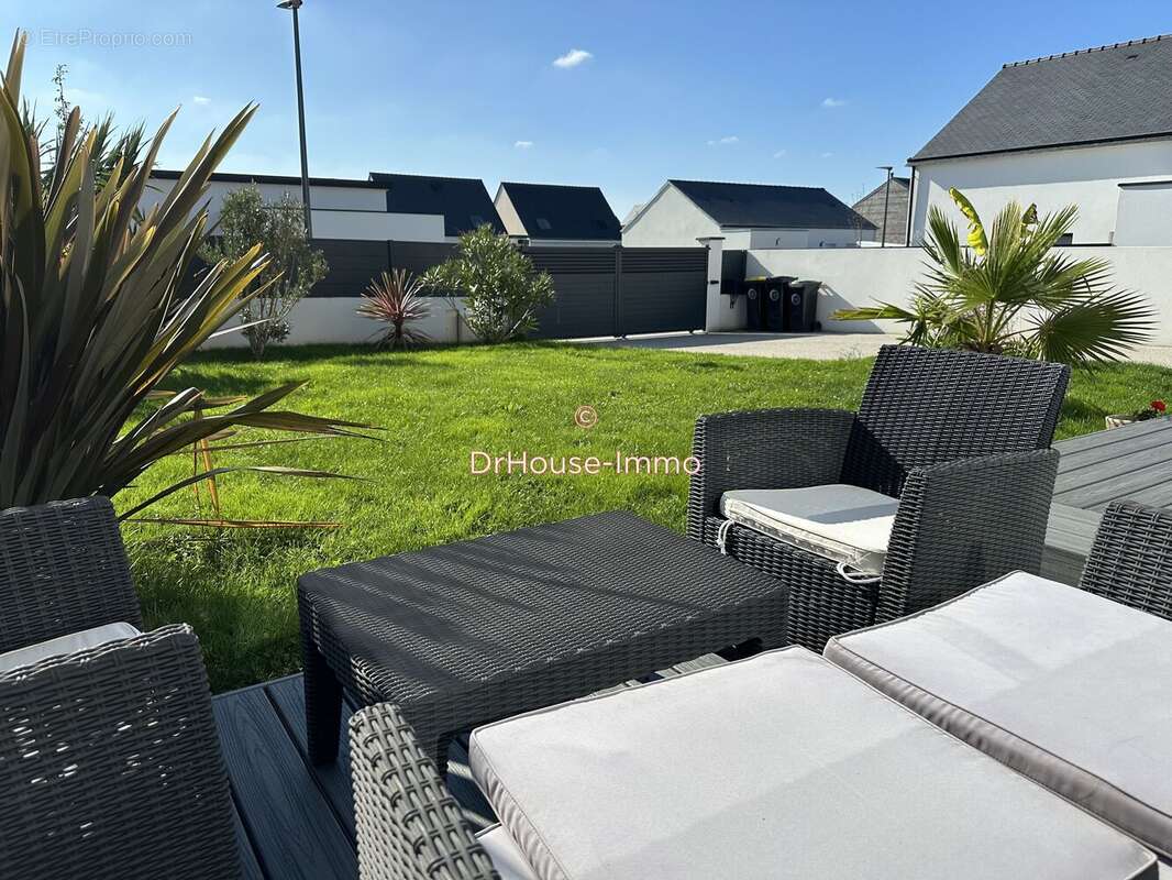 Maison à LOCOAL-MENDON