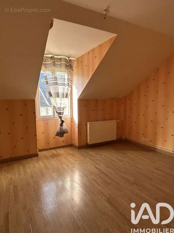 Maison 78 m² à Issoudun  - photo 6