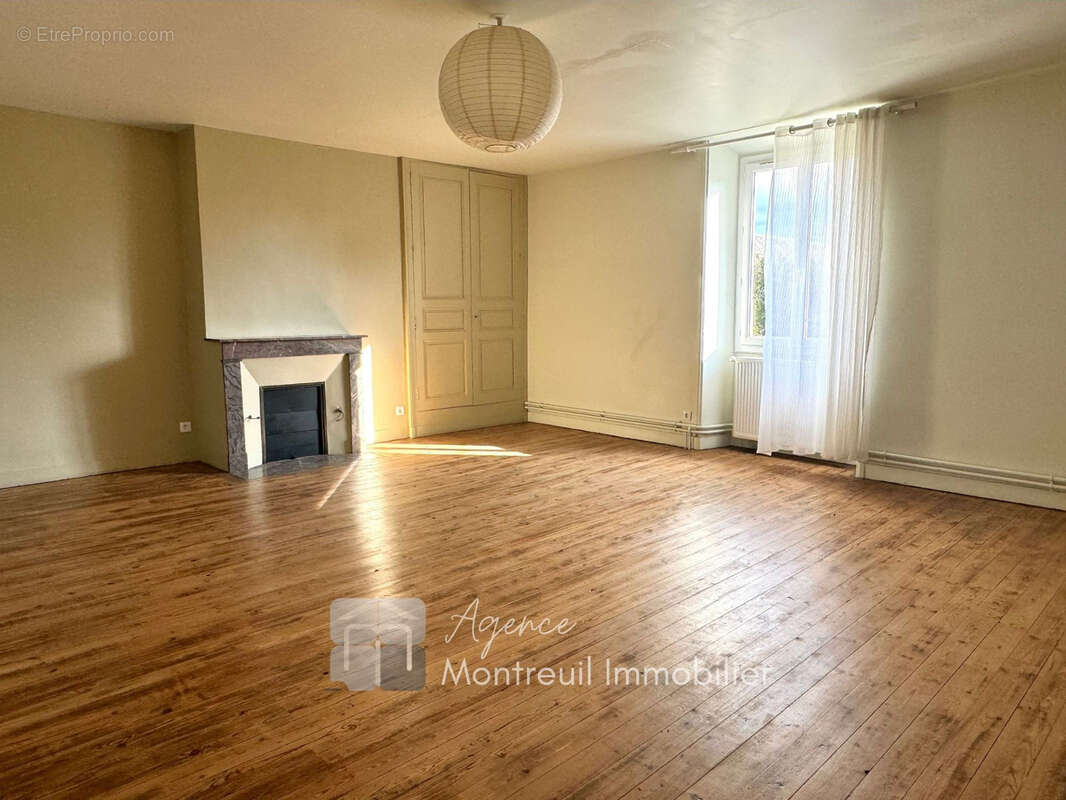 Maison à BRION-PRES-THOUET