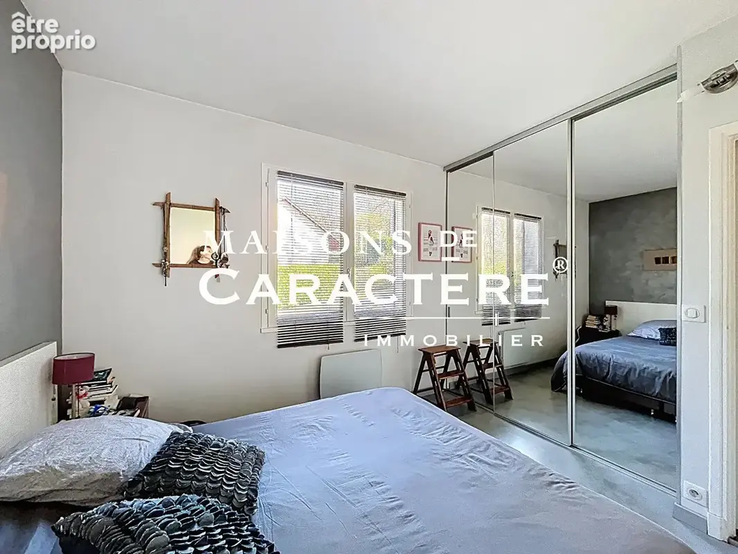 Maison de charme individuelle avec triple Séjour & Hauteur cathédrale - photo 10