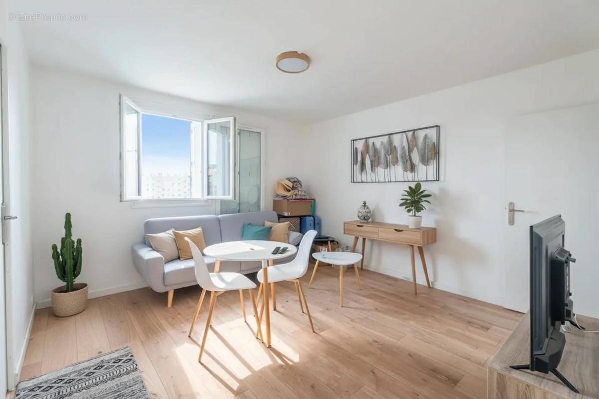 Appartement à VILLENAVE-D'ORNON