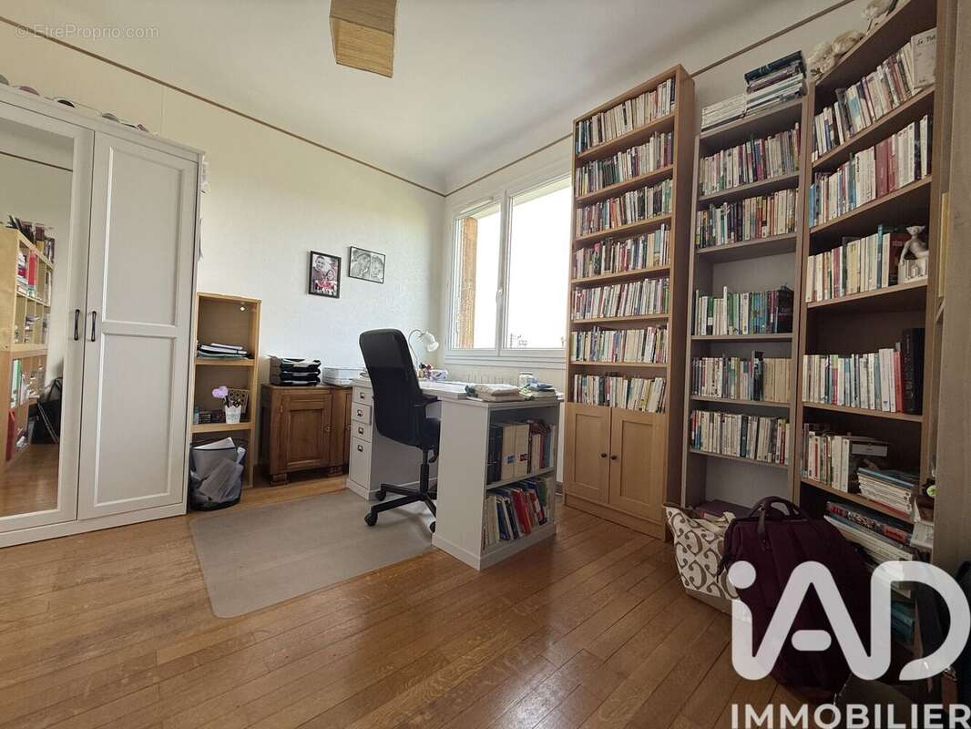 Photo 5 - Maison à MONTIGNY-LES-CORMEILLES