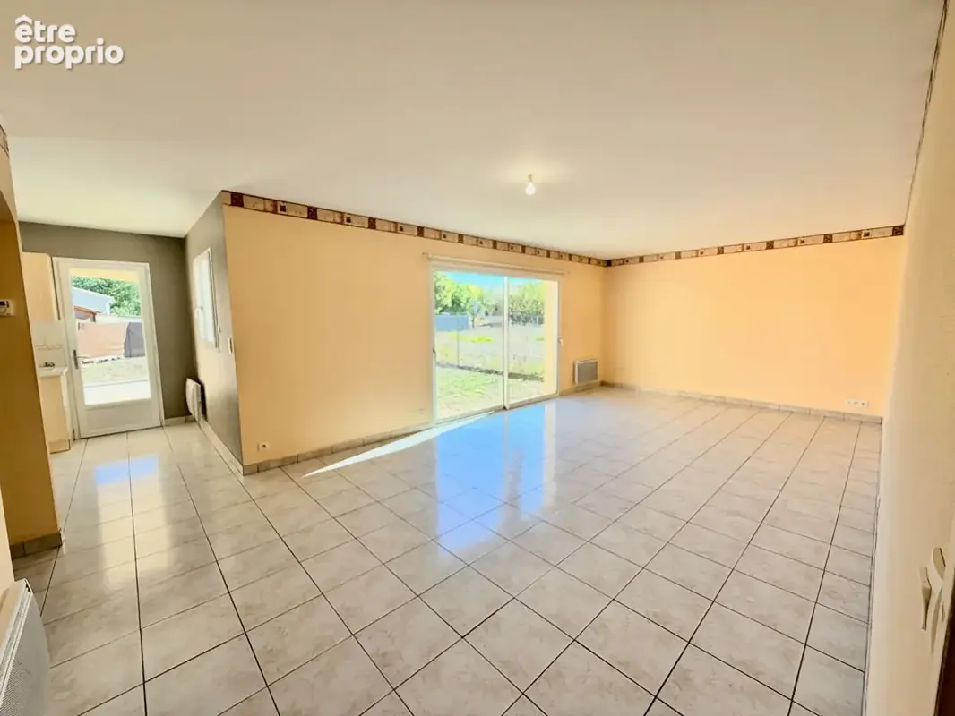 Maison Magnac-sur-Touvre 5 pièce(s) 95 m2 - photo 5