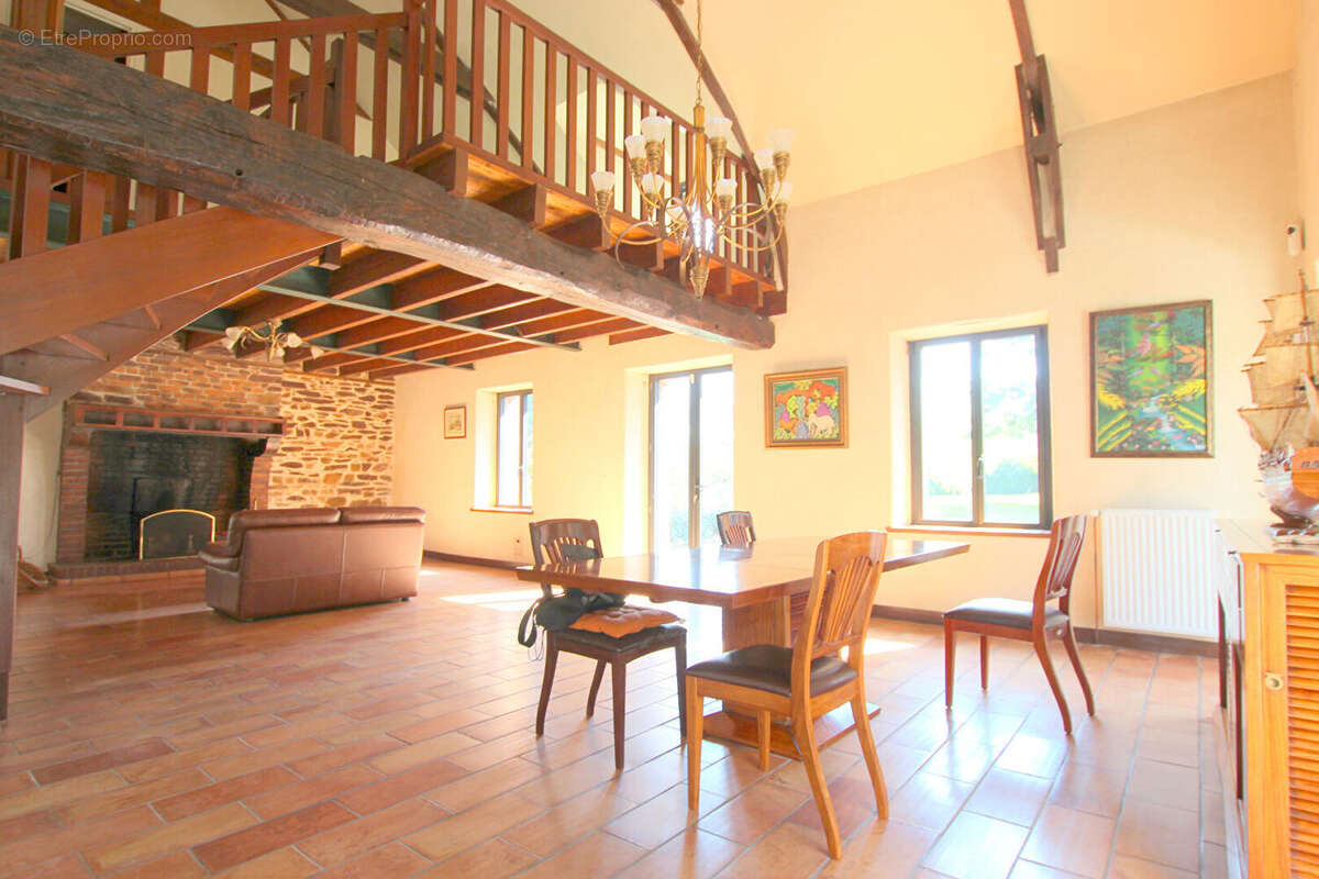 Maison à BRUZ