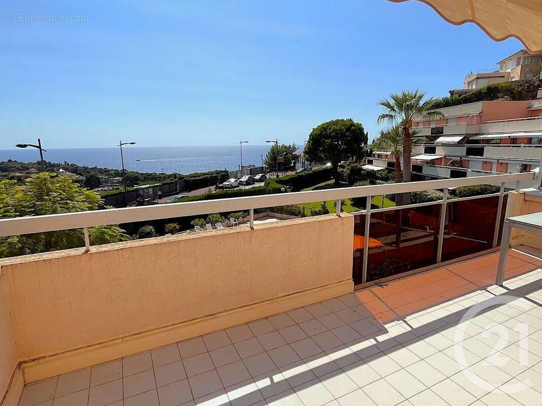 Appartement à ROQUEBRUNE-CAP-MARTIN