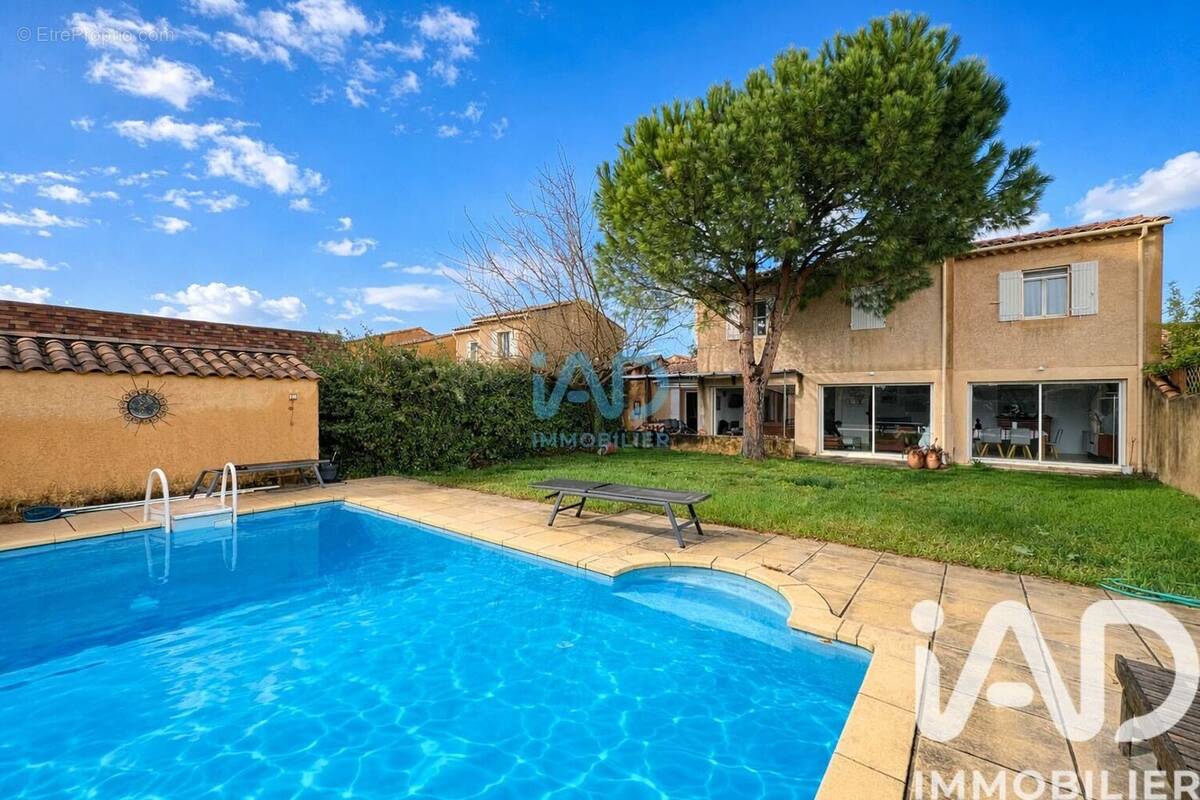 Photo 1 - Maison à VEDENE