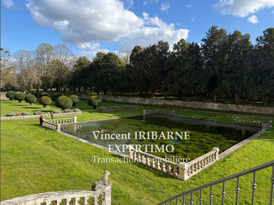 Appartement à SAINTES