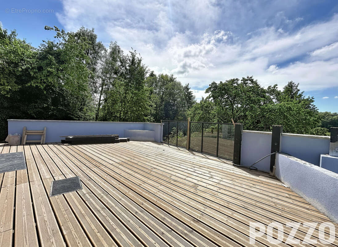 Maison contemporaine dans un écrin de verdure - photo 3