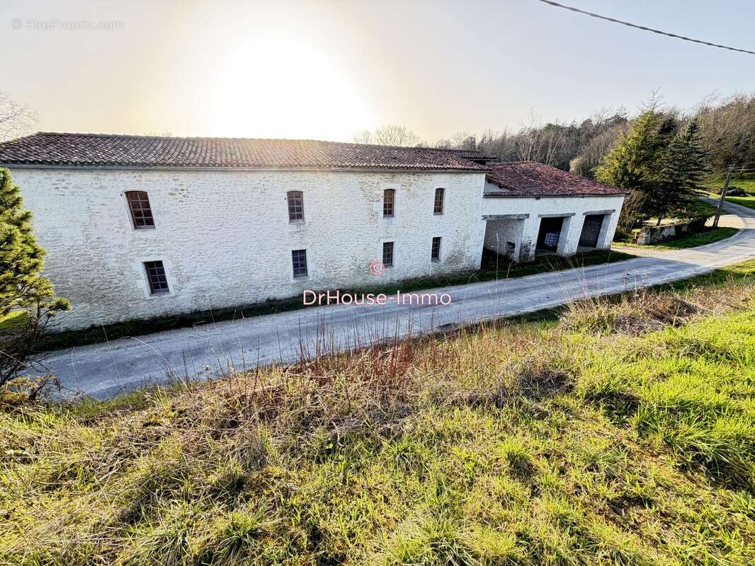 Maison à CHERVAL