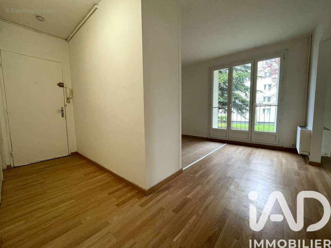 Photo 7 - Appartement à TAVERNY