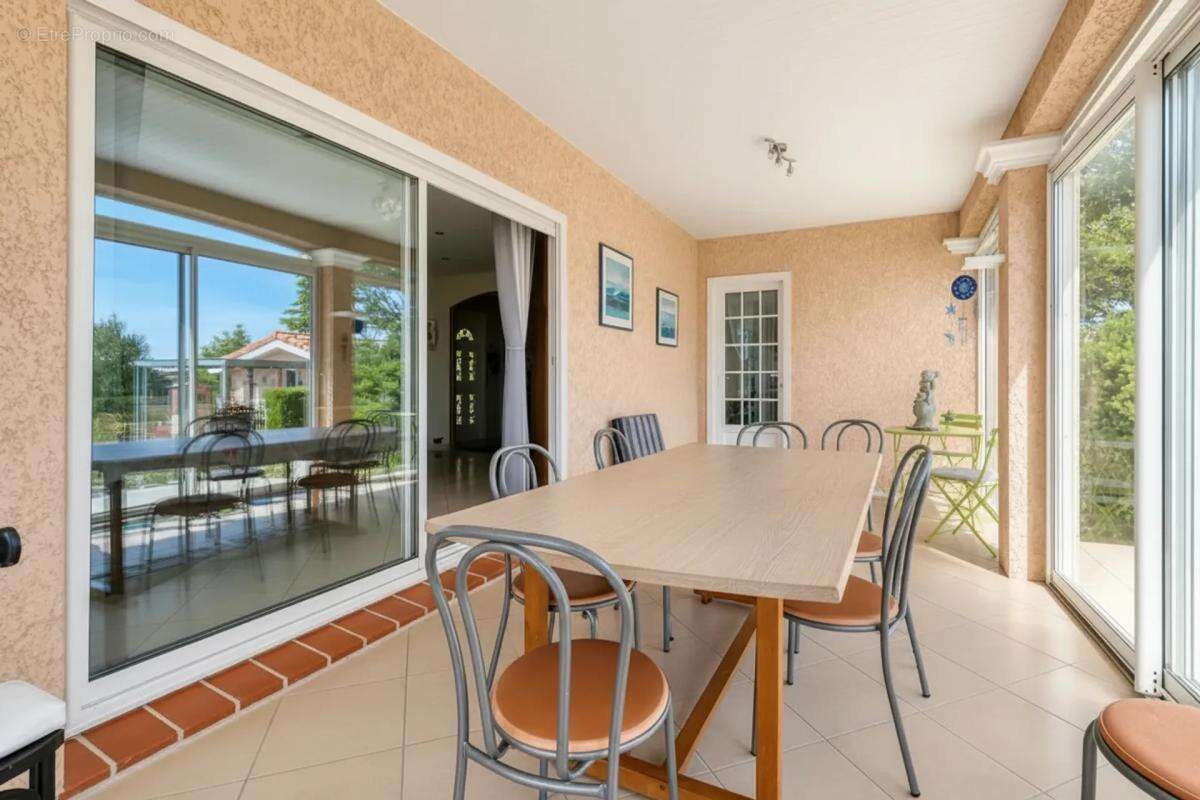 Maison de 5 pièces de 144 m² à Ségreville - photo 16