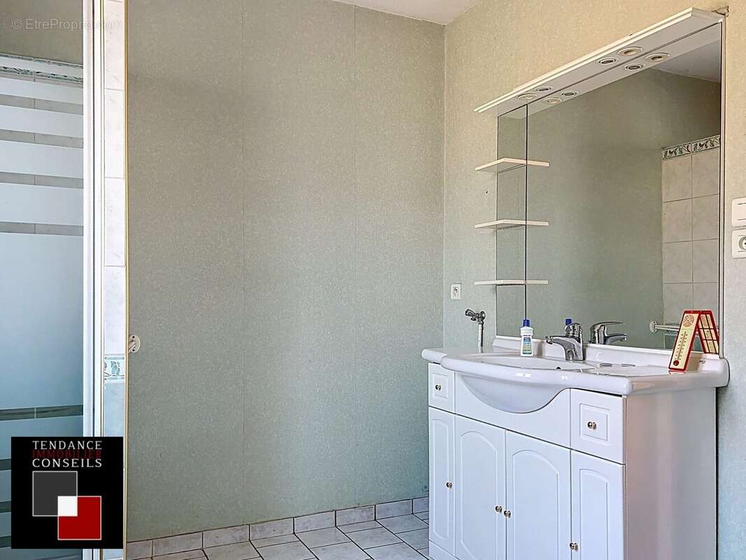 Maison à SAINT-GEORGES-DE-RENEINS