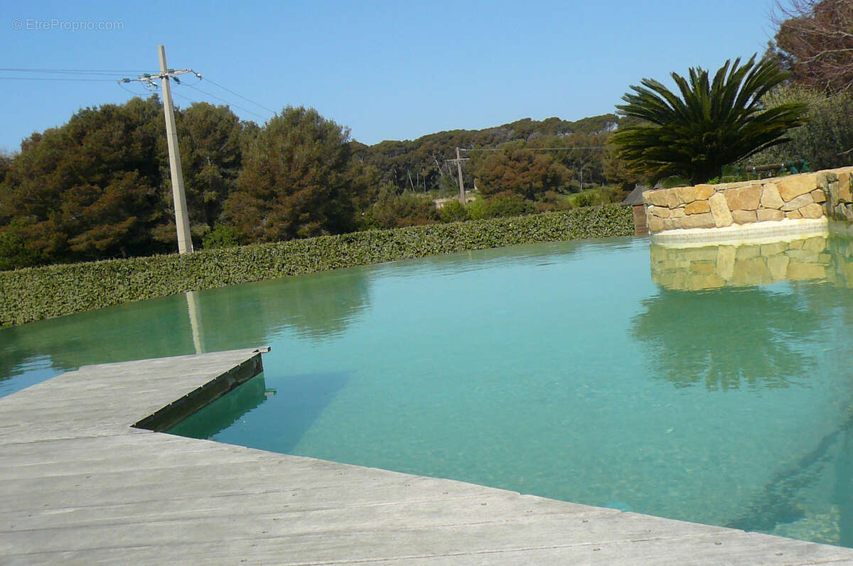 Maison à SIX-FOURS-LES-PLAGES