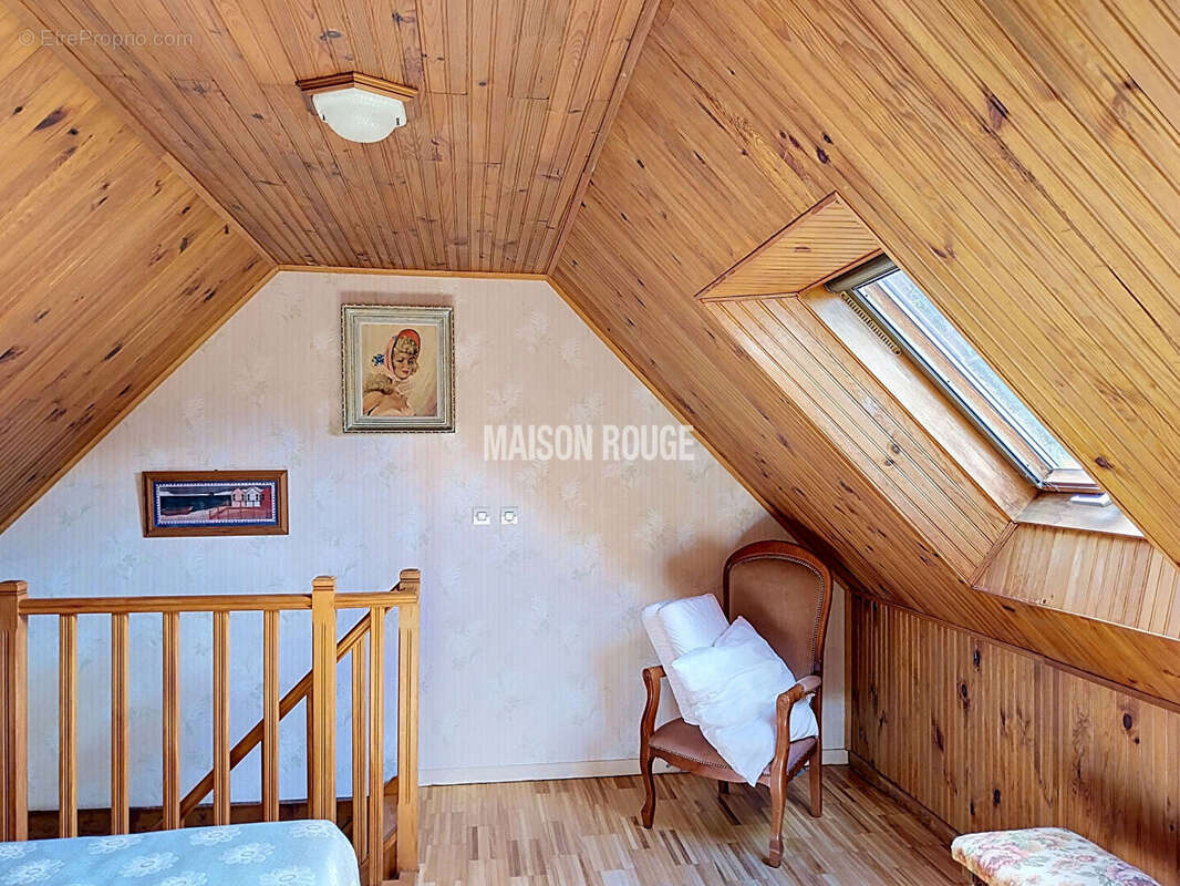 Maison à vendre à Plouha , 4 chambres, proche plage avec gîte indépendant, jardin et potentiel locatif - photo 19
