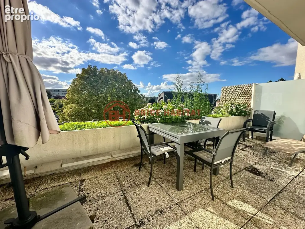T3 avec terrasse et garage - photo 10