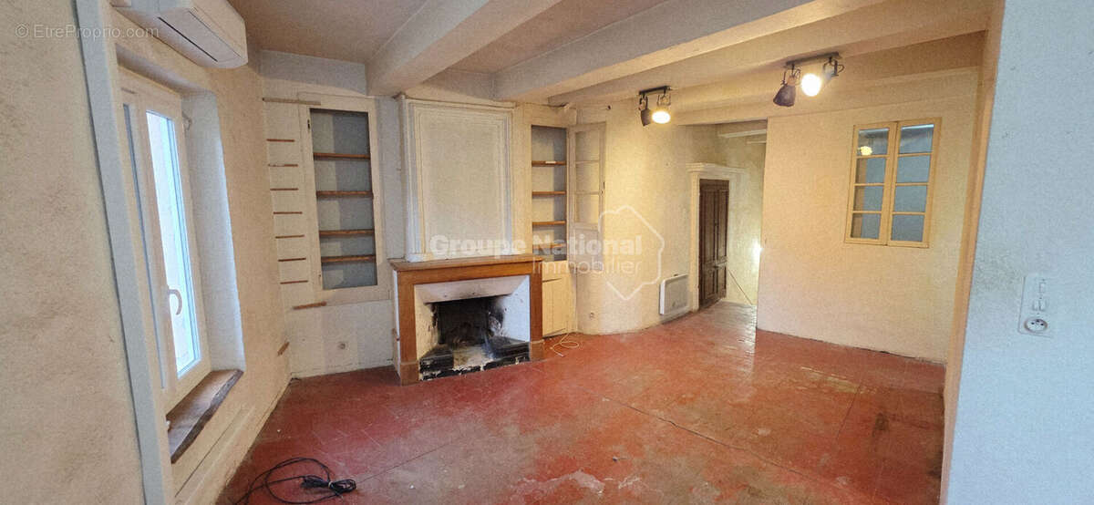 Commerce à CAVILLARGUES