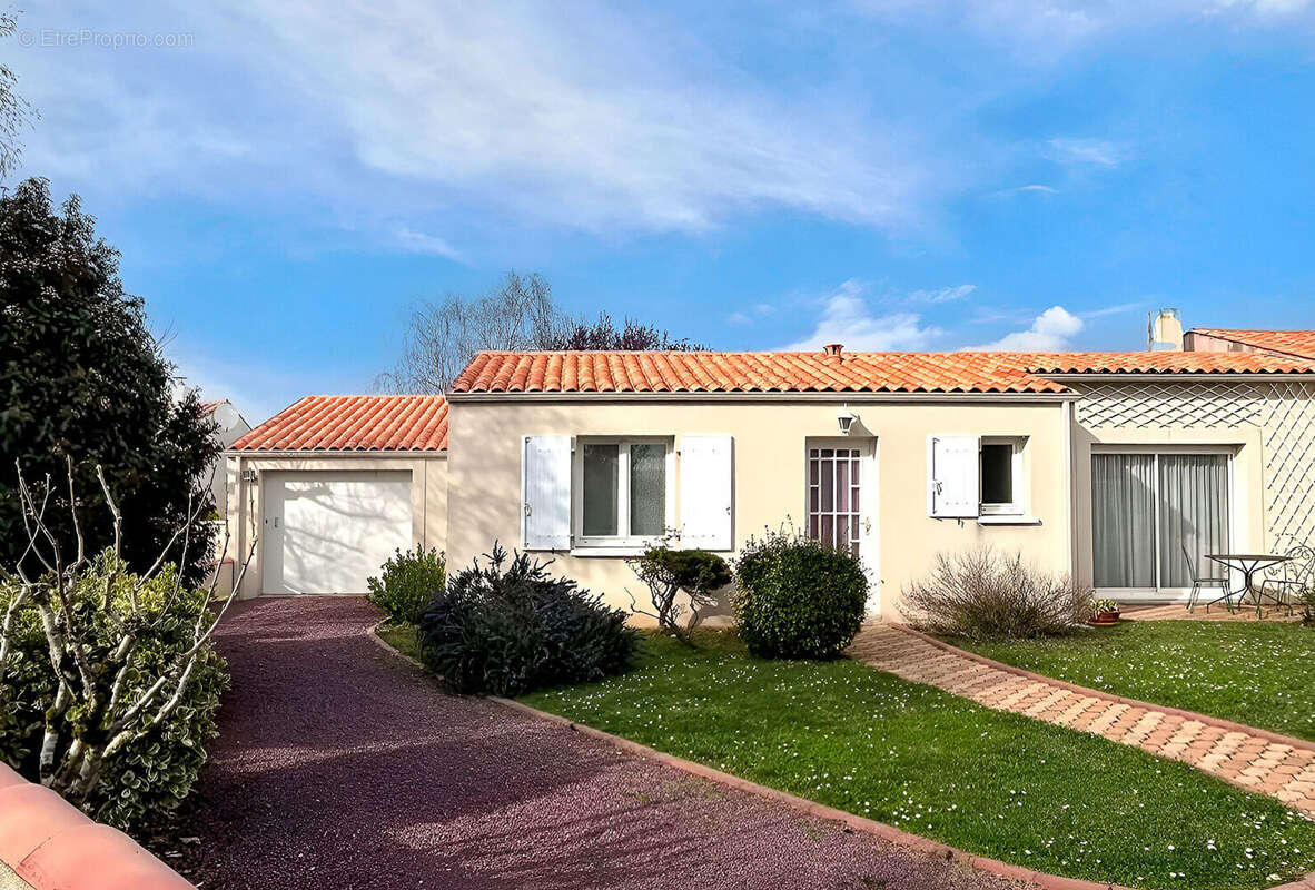 Maison à LA JARNE