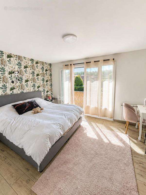 Maison familiale avec suite parentale, à pied de la gare de Gisors - photo 10