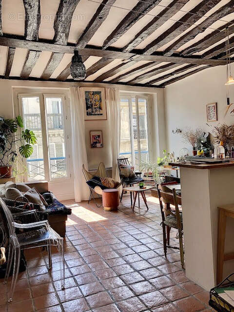 Appartement à PARIS-3E