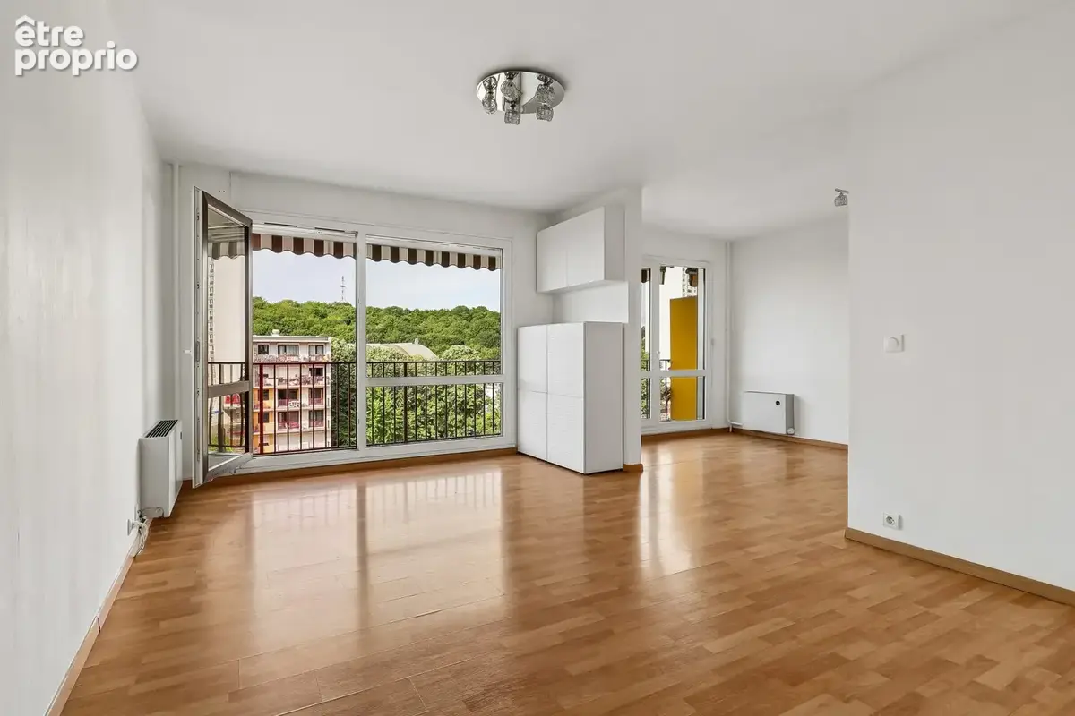 Photo Appartement à Rosny-Sous-Bois au prix de 289 000€