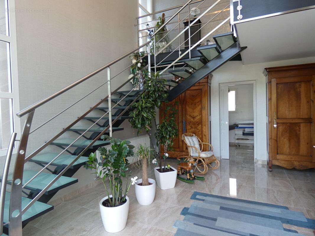 Maison à MINIAC-MORVAN