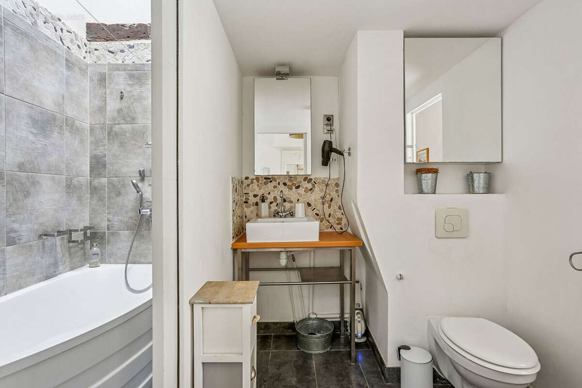 Maison à PARIS-20E