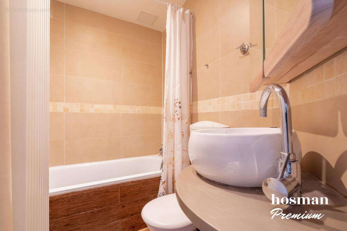 Appartement à PARIS-18E