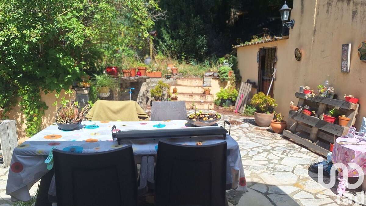 Photo 2 - Appartement à ARLES-SUR-TECH