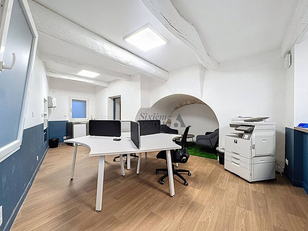 Commerce à SAINT-MATHIEU-DE-TREVIERS