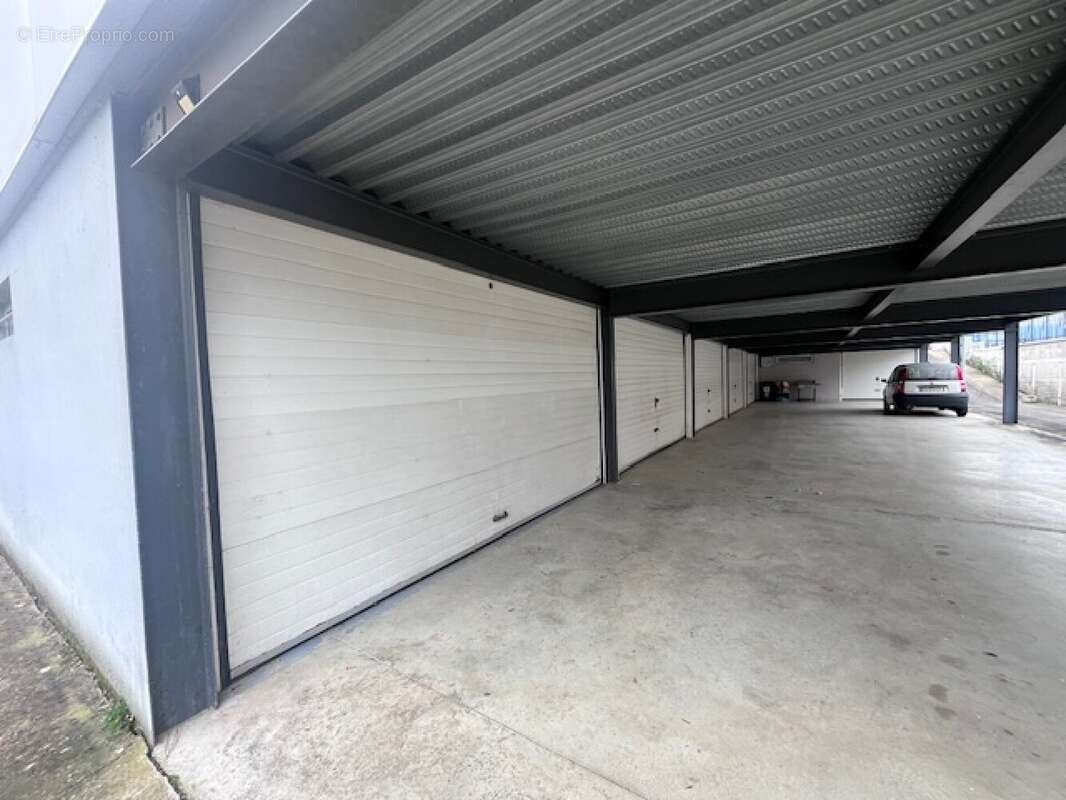 Appartement à LA SALVETAT-SAINT-GILLES