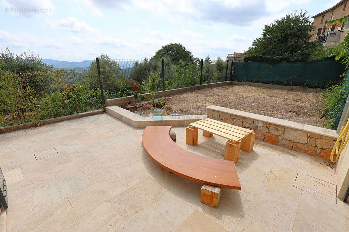 Appartement récent Speracedes 78 m² avec jardin de 69 m² vue mer - photo 18