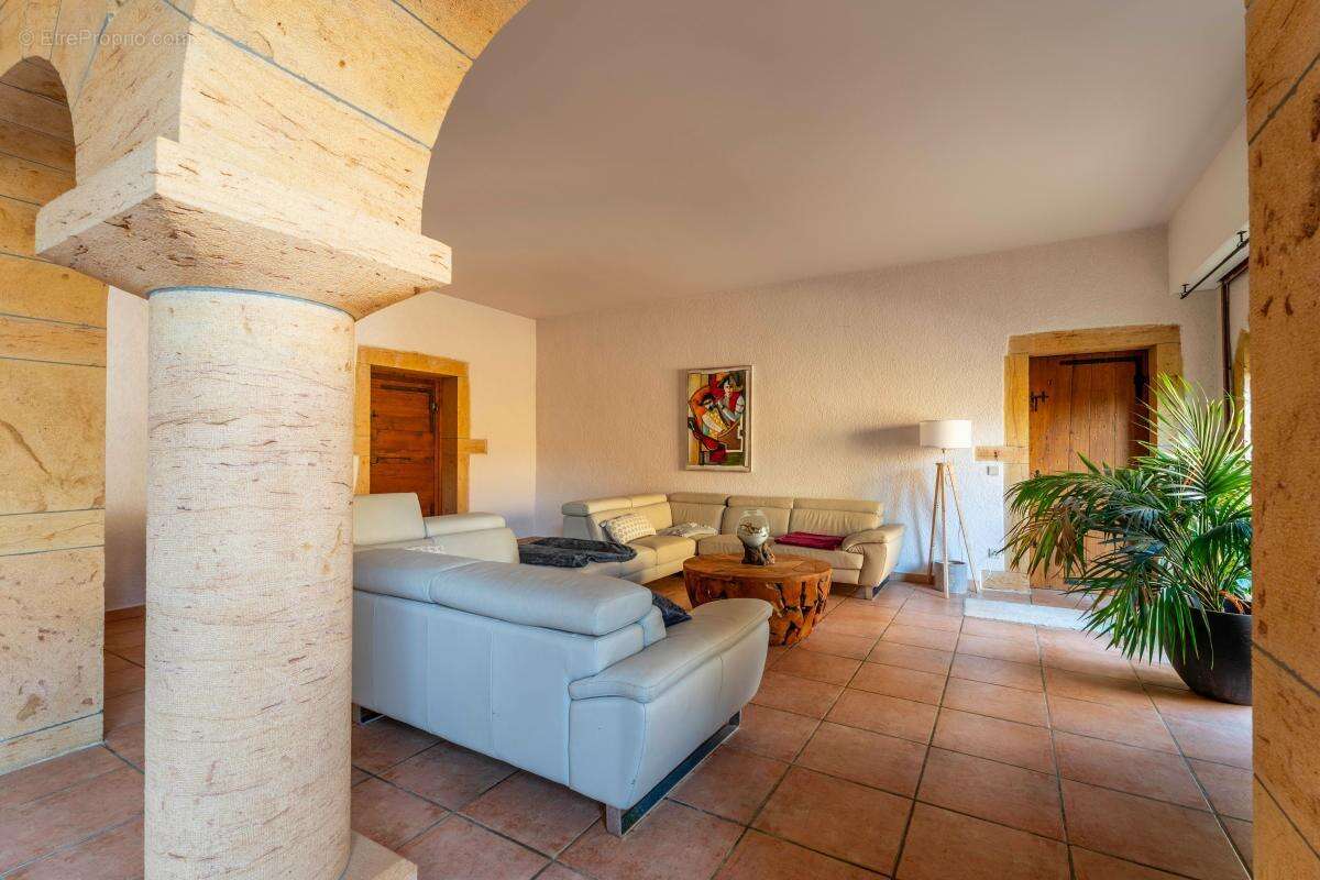 Maison à SAINT-GERMAIN-SUR-L&#039;ARBRESLE