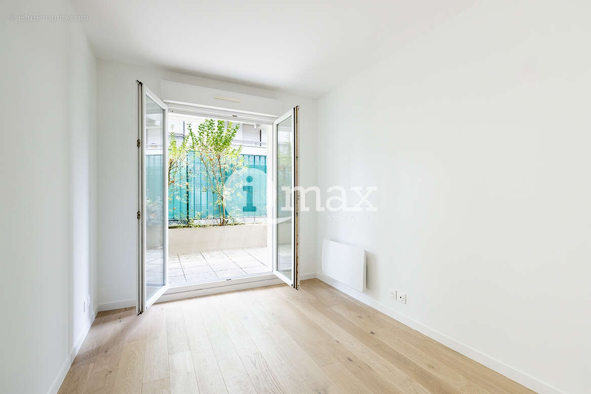 Appartement à LEVALLOIS-PERRET