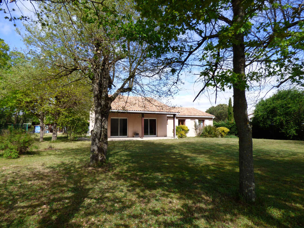 Maison à FONTENILLES