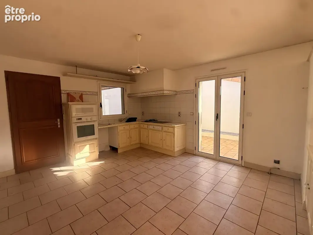 Saint Cybard -Angouleme : RARE Sur le Secteur maison de plain-pied de 145m2 a Rafraichir - photo 6