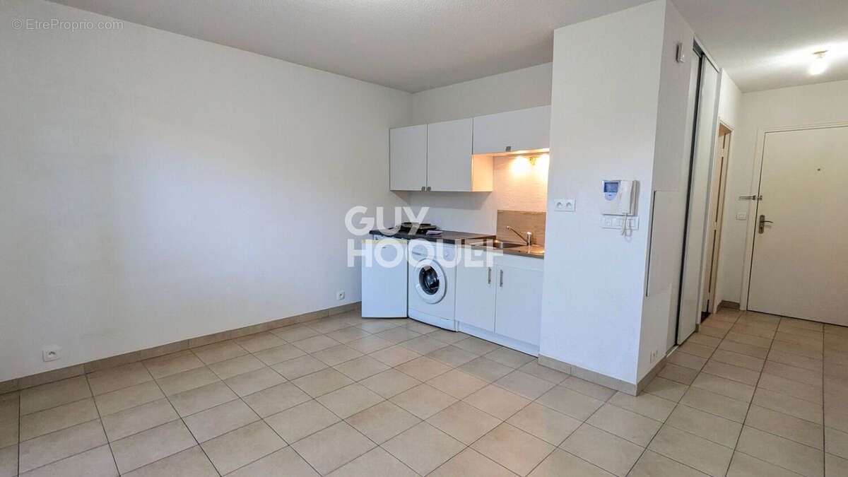 Appartement à VALLAURIS