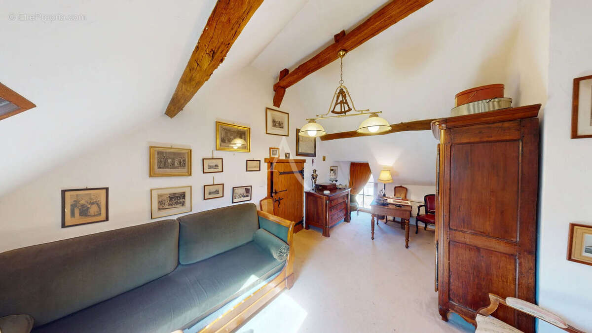 Propriété Sully La Chapelle 7 pièce(s) 224.66 m2 - photo 9