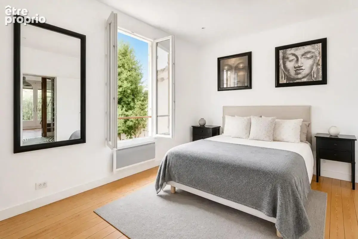 Maison de 5 pièces de 135 m² à Garches - photo 8