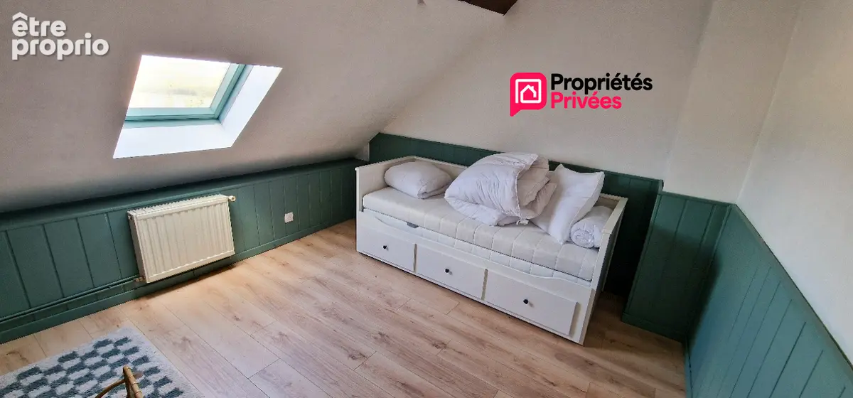 Maison à colombages de 135 m² - 6 pièces et 3 chambres + dépendances sur terrain de 1285 m² - photo 8
