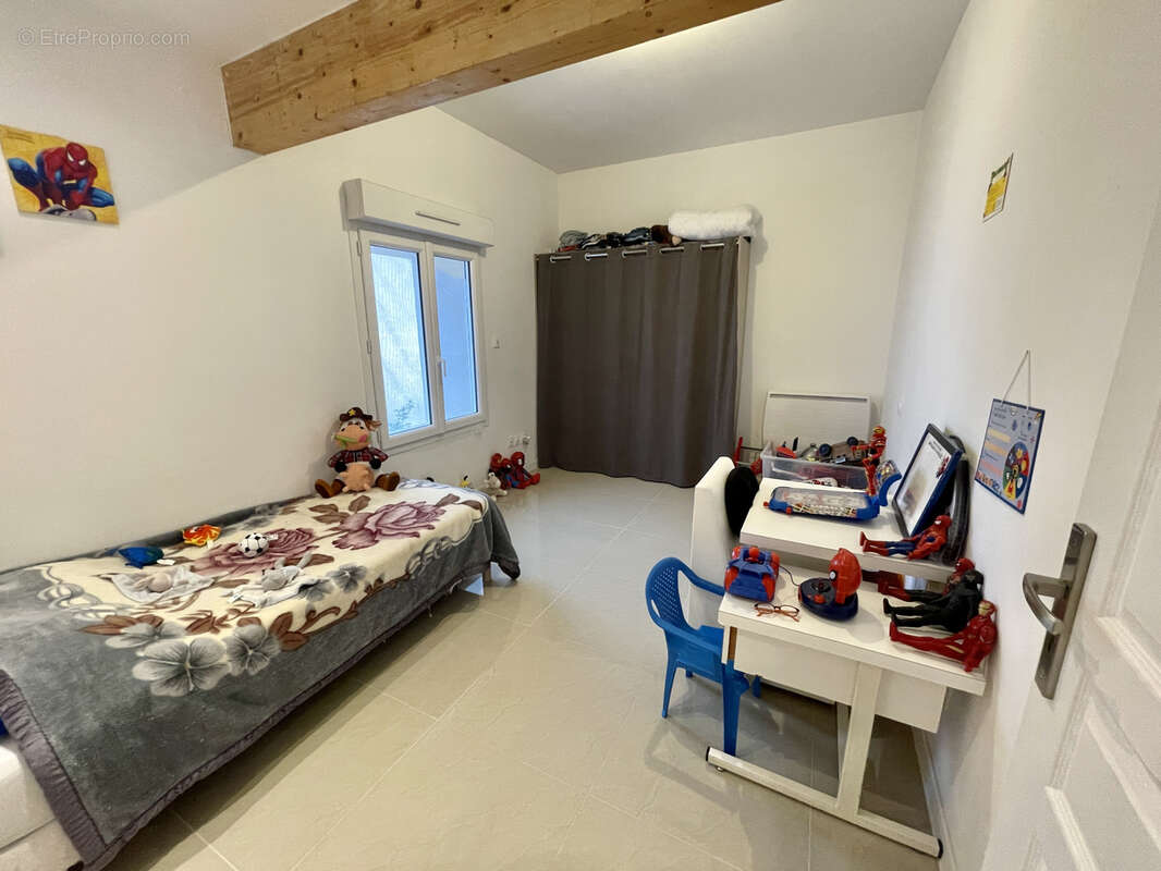 Appartement à THOISSEY