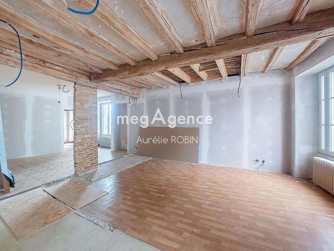 Maison à BEGROLLES-EN-MAUGES