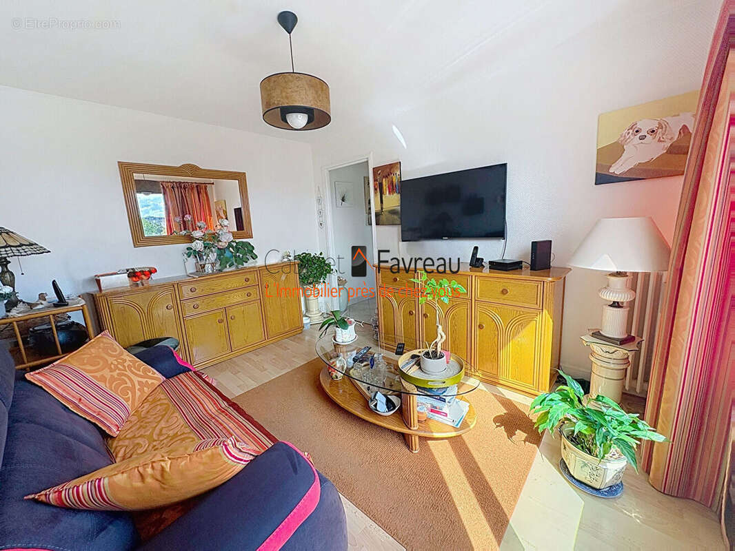 Appartement à VITRY-SUR-SEINE